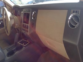 2010 FORD EXPEDITION, WHITE, XLT MODEL, 5.4L, AT, 4WD.   F26515